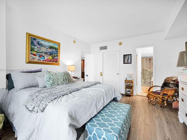 Apartment for sale  Unit #312 - photo 5811462