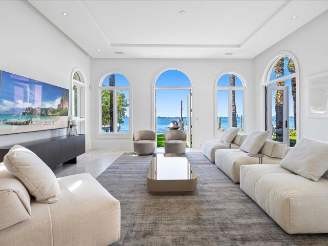 Home for sale at 4340 N Bay Rd - photo 6230324