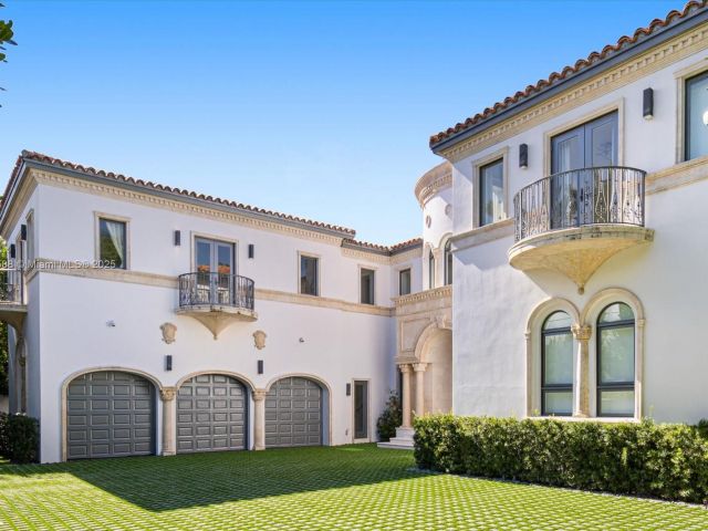 Home for sale at 4340 N Bay Rd - photo 6230333