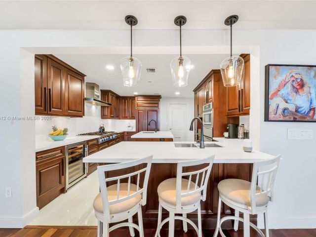 Apartment for sale  Unit #6G - photo 5812090