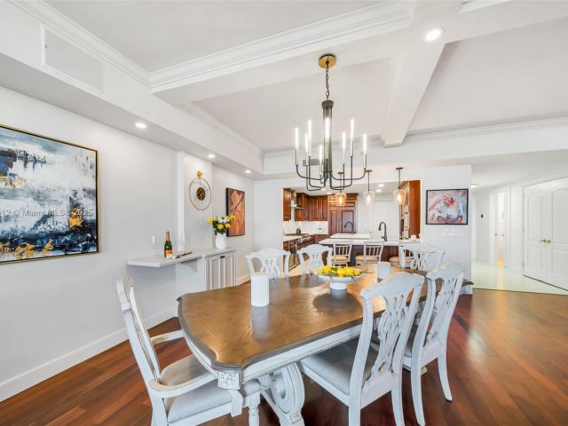 Apartment for sale  Unit #6G - photo 5812093