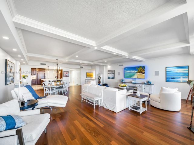 Apartment for sale  Unit #6G - photo 5812098