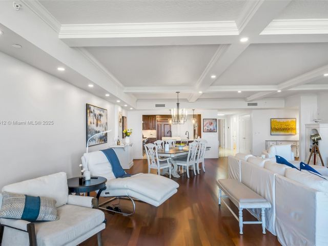 Apartment for sale  Unit #6G - photo 5812100