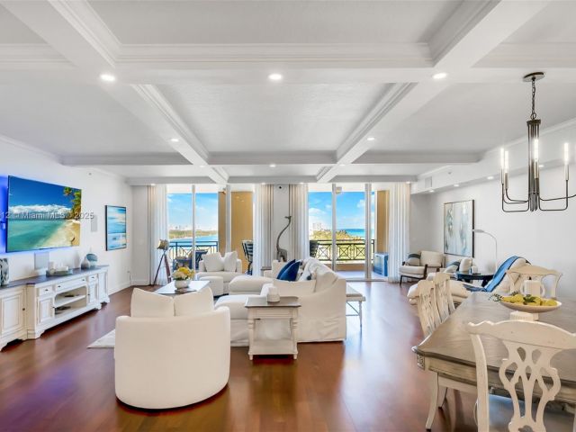 Apartment for sale  Unit #6G - photo 5812104