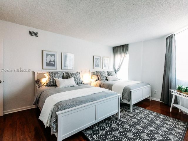 Apartment for sale  Unit #326 - photo 5812298