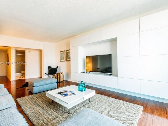 Apartment for sale  Unit #326 - photo 5812313