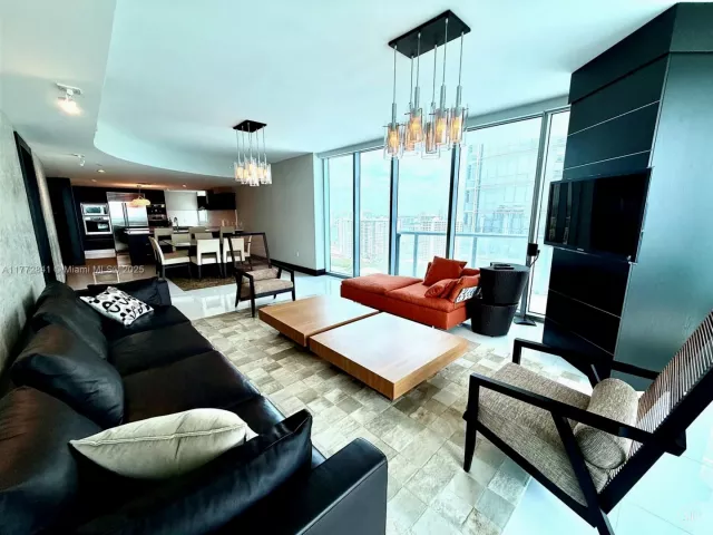 Apartment for sale  Unit #2508 - photo 5812924