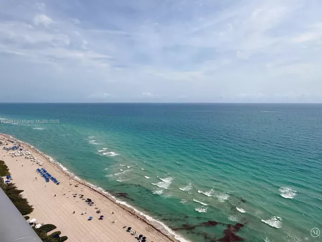 Apartment for sale  Unit #2508 - photo 5812925