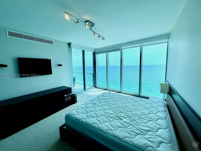 Apartment for sale  Unit #2508 - photo 5812921