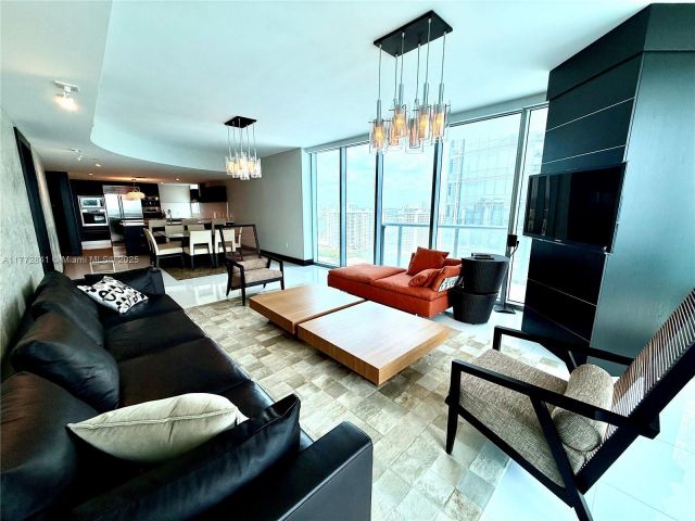 Apartment for sale  Unit #2508 - photo 5812924