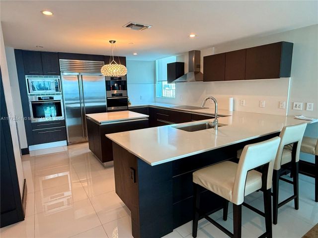 Apartment for sale  Unit #2508 - photo 5812927