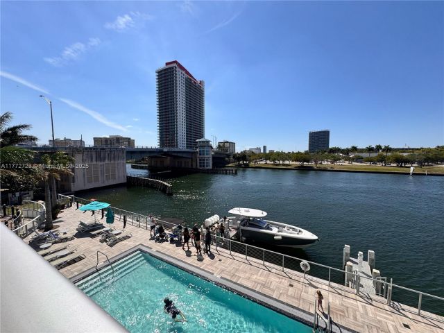 Apartment for sale  Unit #R204 - photo 5811931