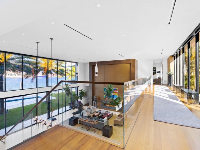 Home for sale at 84 Isla Bahia Dr - photo 5810171