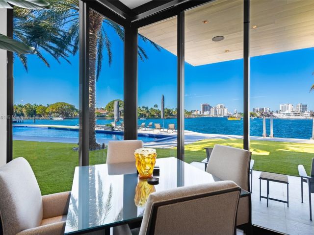 Home for sale at 84 Isla Bahia Dr - photo 5810172