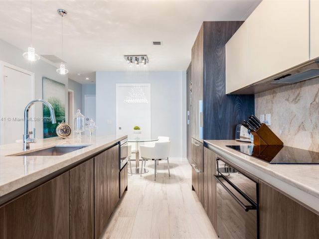 Apartment for sale  Unit #3104 - photo 5835905