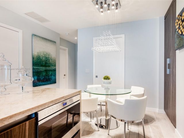 Apartment for sale  Unit #3104 - photo 5835906