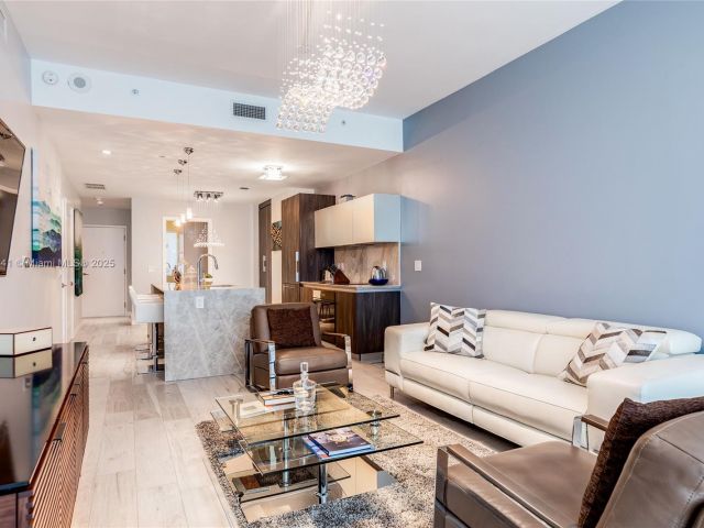 Apartment for sale  Unit #3104 - photo 5835907