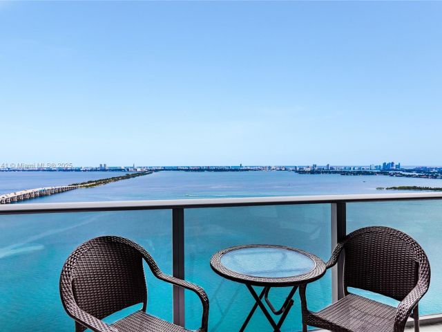 Apartment for sale  Unit #3104 - photo 5835909