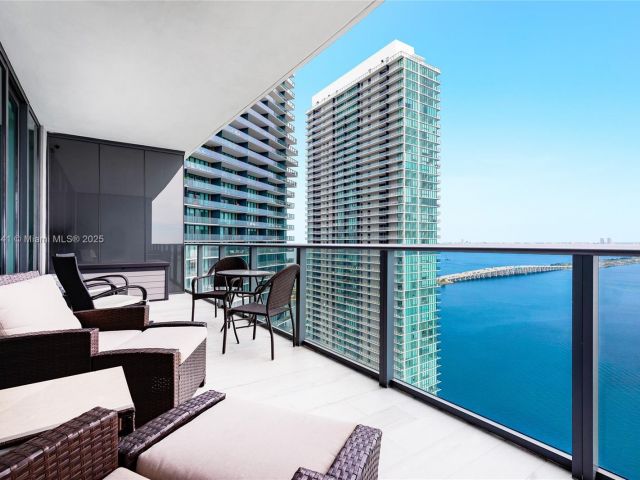 Apartment for sale  Unit #3104 - photo 5835910