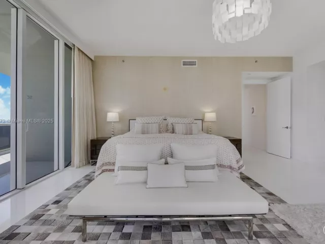 Apartment for sale  Unit #2101 - photo 5812703