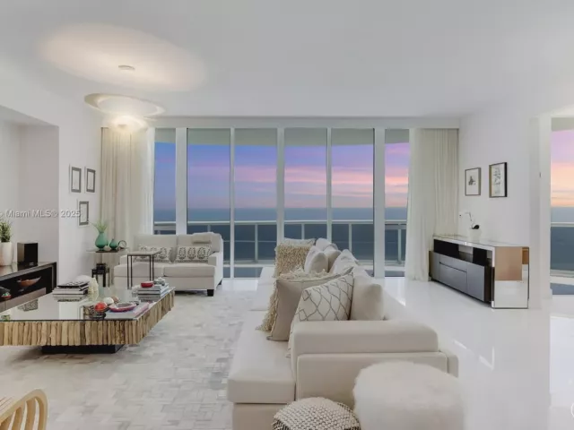 Apartment for sale  Unit #2101 - photo 5812707