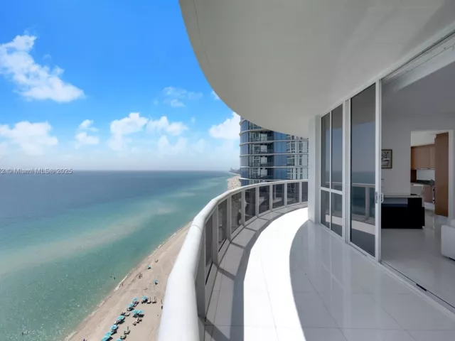 Apartment for sale  Unit #2101 - photo 5812710