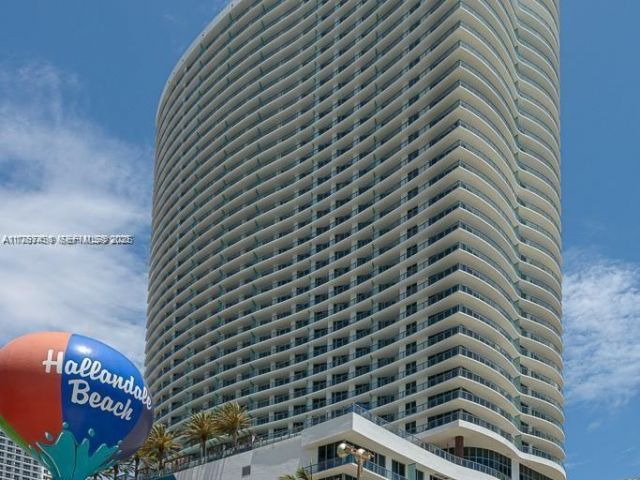 Apartment for rent  Unit #3103 - photo 6375883