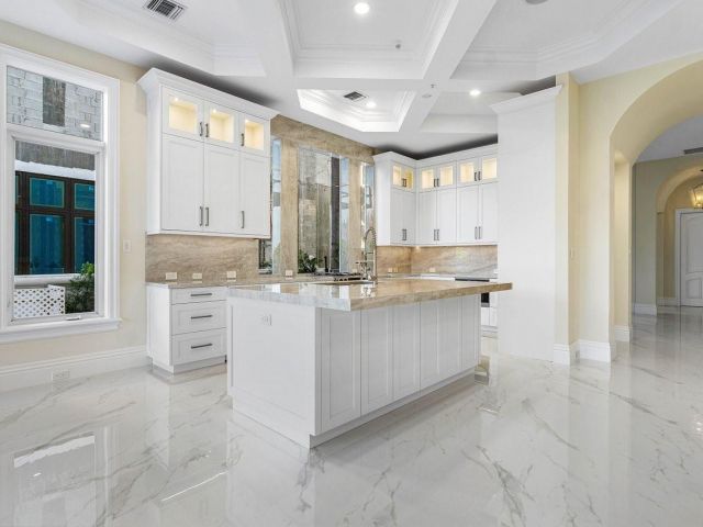 Home for rent at 549 NE 19th Ave C - photo 5815195