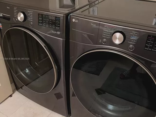 Apartment for rent  Unit #1004 - photo 5829204