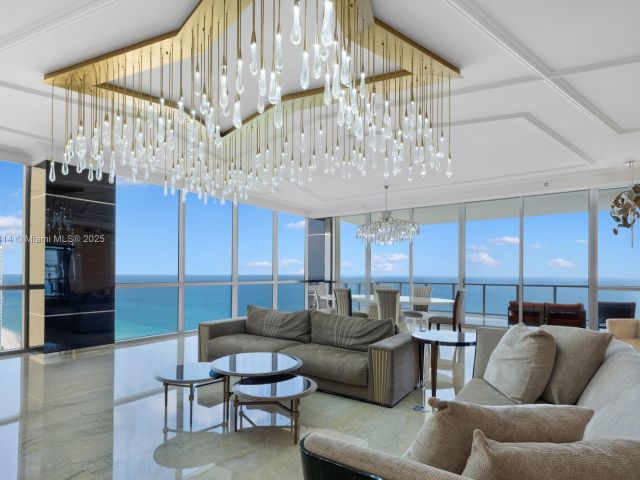 Apartment for rent  Unit #3501 - photo 5829498