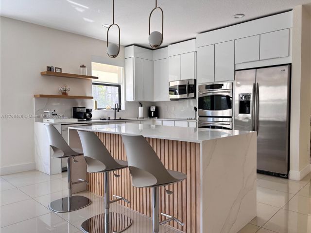 Home for rent at 8895 NW 99th ct - photo 5827992