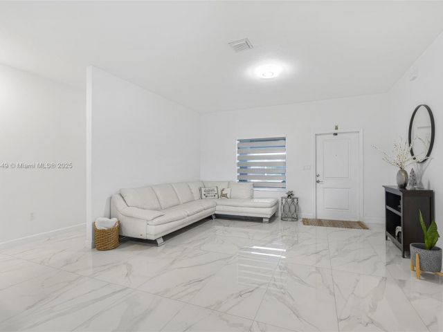 Home for sale at 19080 SW 133 ct - photo 5836505