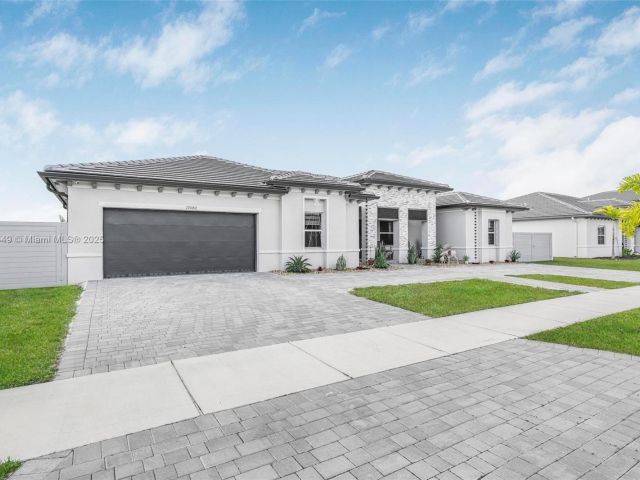 Home for sale at 19080 SW 133 ct - photo 5836518