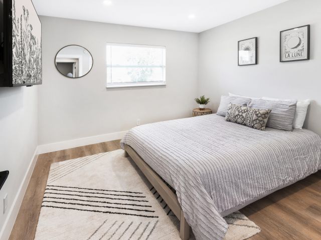 Home for rent at 2798 NE 2nd Avenue - photo 5833756