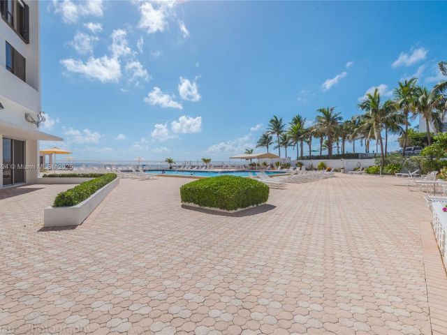 Apartment for rent  Unit #504 - photo 7445714