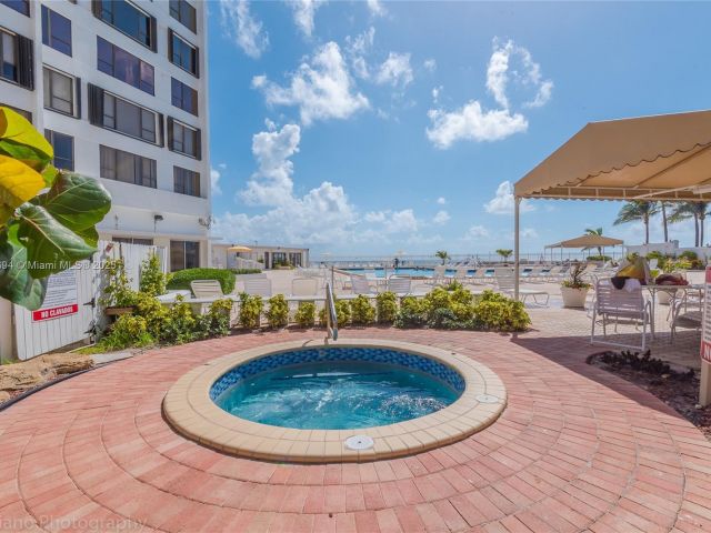 Apartment for rent  Unit #504 - photo 7445715