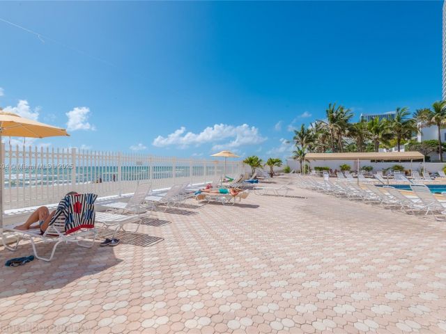 Apartment for rent  Unit #504 - photo 7445719