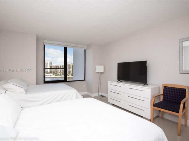 Apartment for rent  Unit #504 - photo 7445726