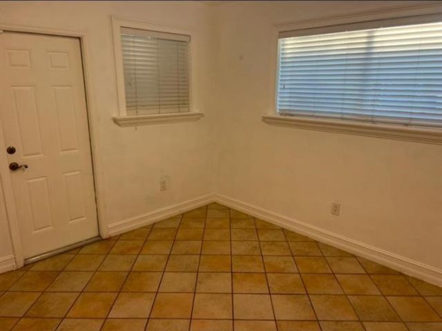 Home for sale at 14500 NE 2nd Ave - photo 5838502