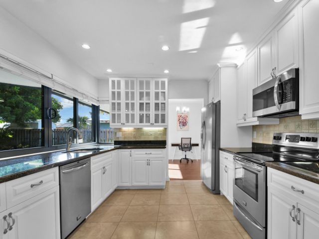 Home for sale at 6000 NE 18th Terrace - photo 6114958