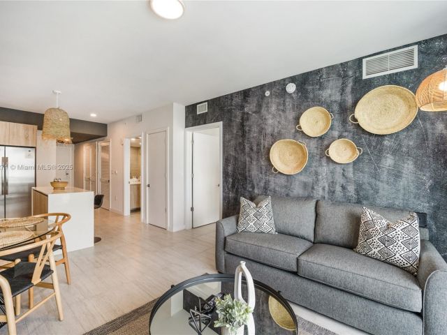 Apartment for sale  Unit #S-1016 - photo 5838696