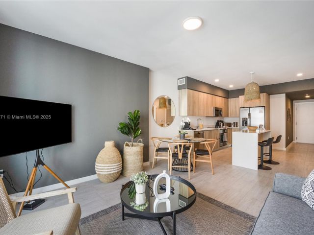 Apartment for sale  Unit #S-1016 - photo 5838699