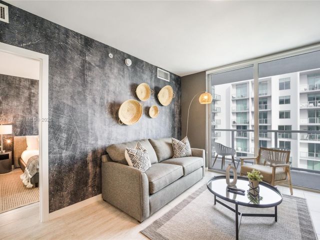 Apartment for sale  Unit #S-1016 - photo 5838700