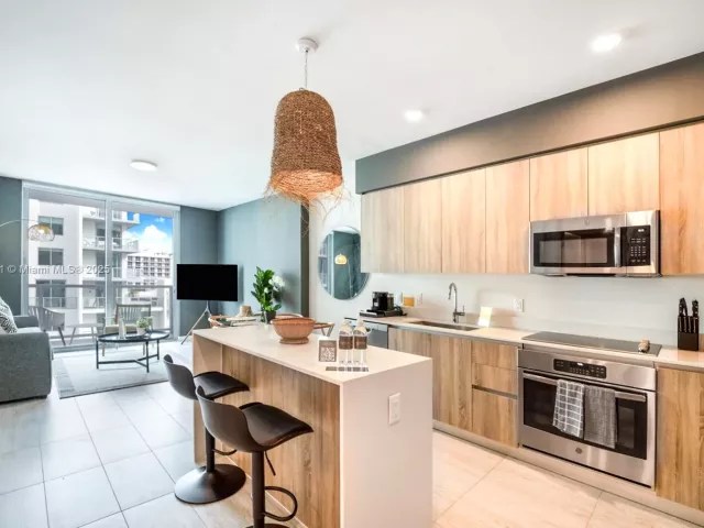 Apartment for sale  Unit #S-1016 - photo 5838703