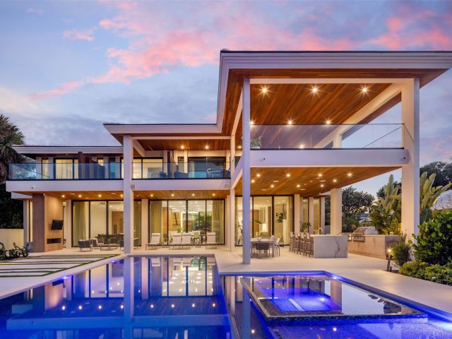 Home for sale at 2421 Barcelona Dr - photo 6031046