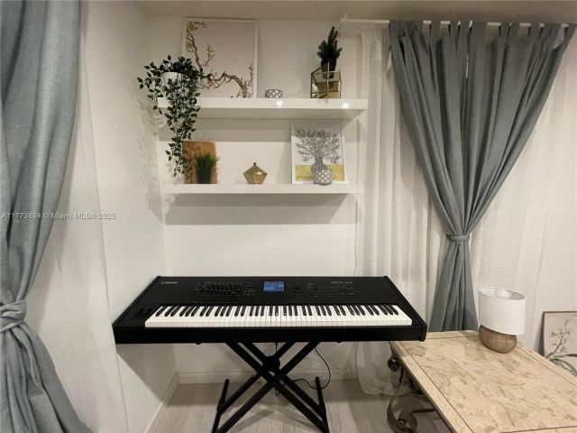 Home for sale at  - photo 5847022