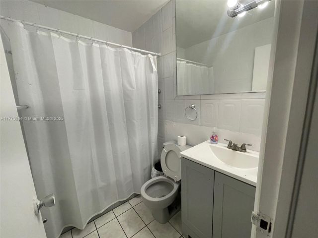 Home for sale at  - photo 5847025