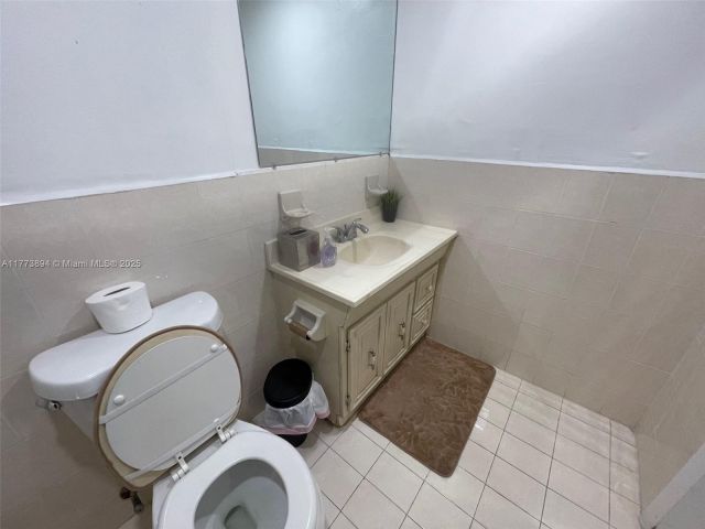 Home for sale at  - photo 5847026