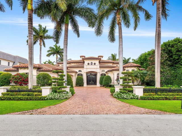 Home for sale at 1560 Sabal Palm Drive - photo 5840994