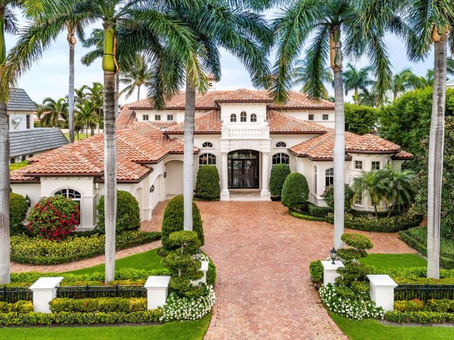 Home for sale at 1560 Sabal Palm Drive - photo 5840995